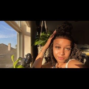 Meet your Posher, Mikayla